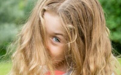 De ce Zambim Atunci cand Vedem un Copil?